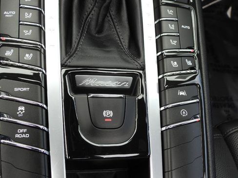 Used 2020 Porsche Macan S AWD/4WD image 77