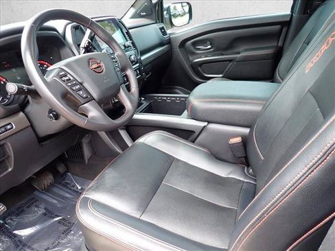 Used 2024 Nissan Titan PRO-4X w/ Pro-4x Convenience Package AWD/4WD image 12