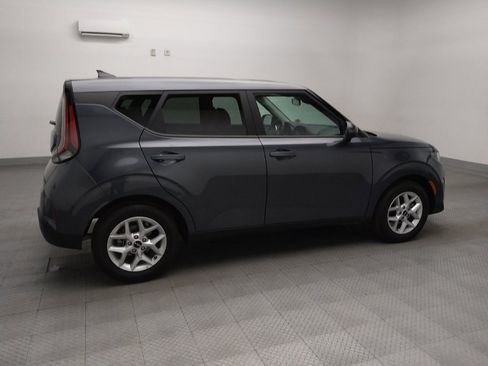Used 2025 Kia Soul LX image 10