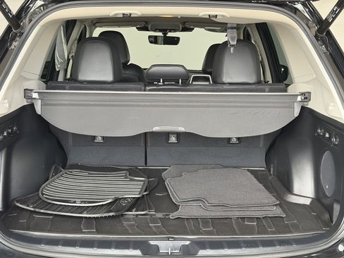 Certified 2024 Subaru Forester Limited image 27