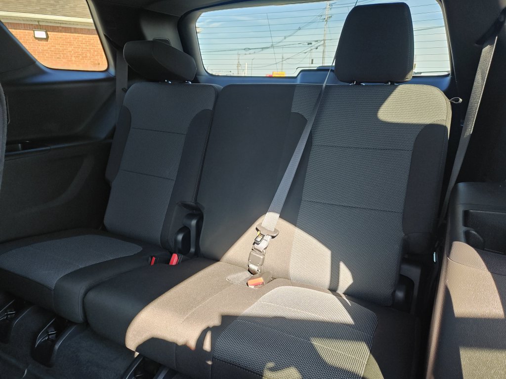 Used 2023 Chevrolet Traverse LT w/ LPO, Floor Liner Package AWD/4WD image 27