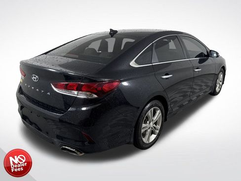 Used 2019 Hyundai Sonata SEL w/ Tech Package 02 FWD image 3