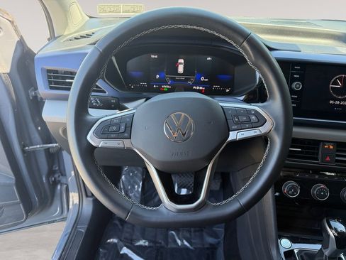 Used 2023 Volkswagen Taos SE w/ Black Wheel Package FWD image 12