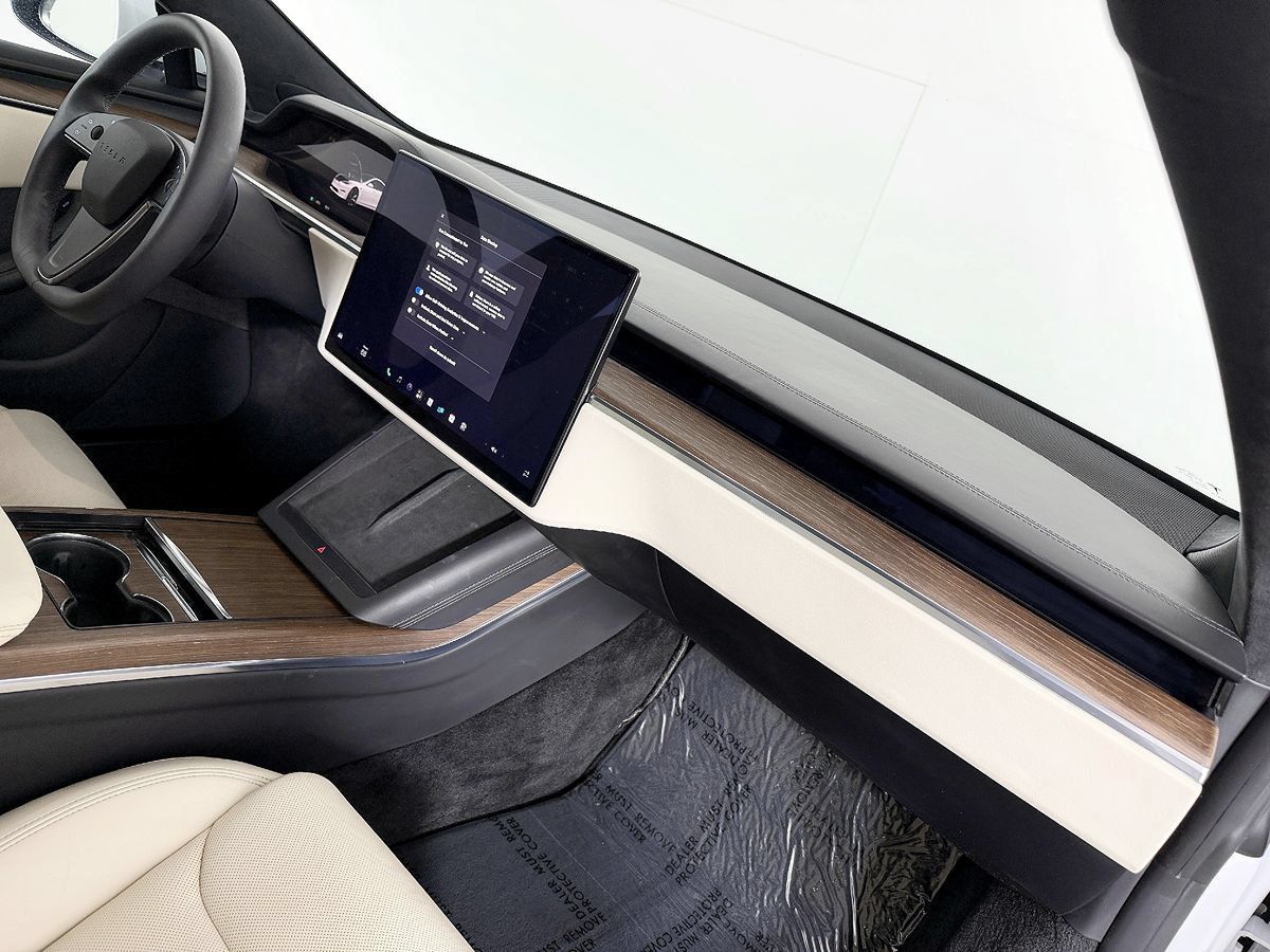 Used 2022 Tesla Model S AWD/4WD image 48