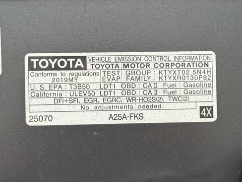 Used 2019 Toyota RAV4 XLE w/ Convenience Package image 59