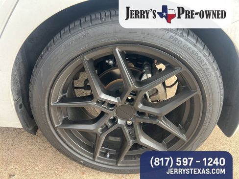 Used 2025 Nissan Sentra SV image 6