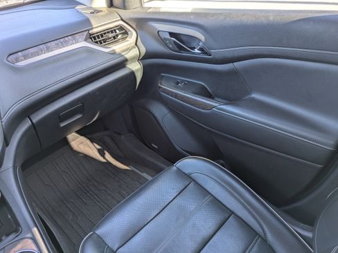 Certified 2021 GMC Acadia Denali w/ Denali Technology Package image 14