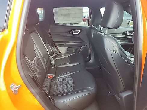 New 2026 Jeep Compass Latitude AWD/4WD image 8