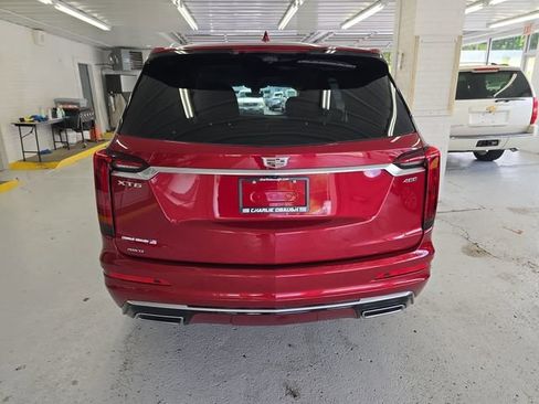 Used 2020 Cadillac XT6 Premium Luxury AWD/4WD image 4