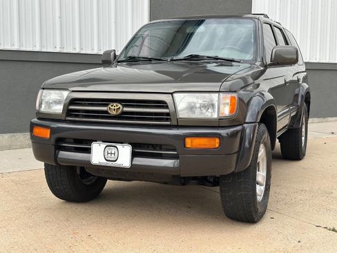 Used 1997 Toyota 4Runner Limited image 2