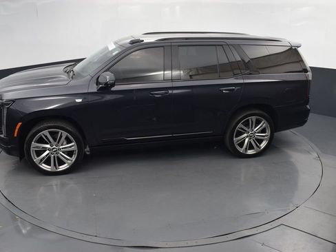 Used 2025 Cadillac Escalade Sport Platinum AWD/4WD image 46