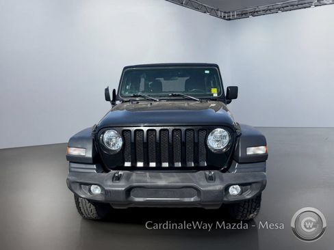 Used 2018 Jeep Wrangler Unlimited Sport S AWD/4WD image 9
