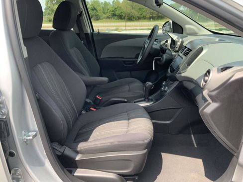 Used 2015 Chevrolet Sonic LT FWD image 43