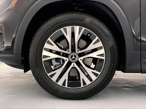 Certified 2024 Mercedes-Benz GLB 250 image 9