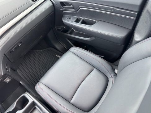 Certified 2024 Honda Odyssey Sport image 16