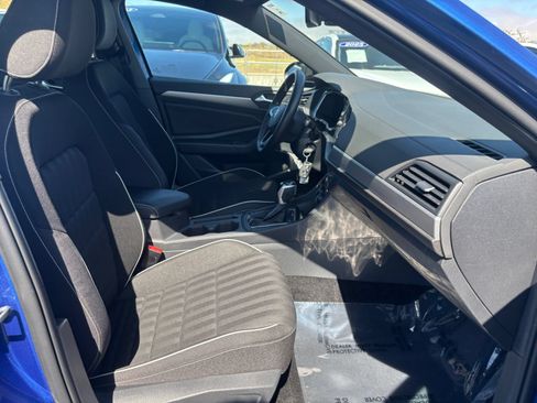 Used 2023 Volkswagen Jetta Sport FWD image 17