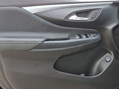 Used 2025 Buick Envista Preferred w/ Convenience I Package image 13