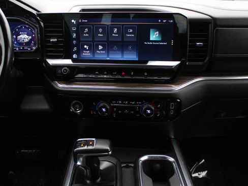 Used 2023 Chevrolet Silverado 1500 RST w/ Z71 Off-Road Package image 11