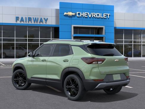 New 2026 Chevrolet TrailBlazer LT w/ Convenience Package AWD/4WD image 3