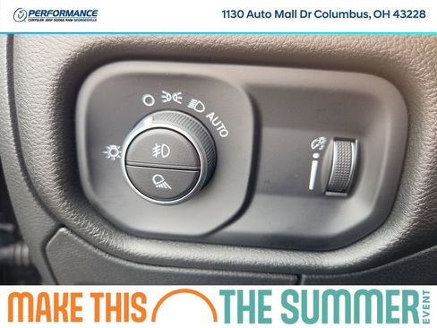 New 2026 RAM 1500 Express AWD/4WD image 31