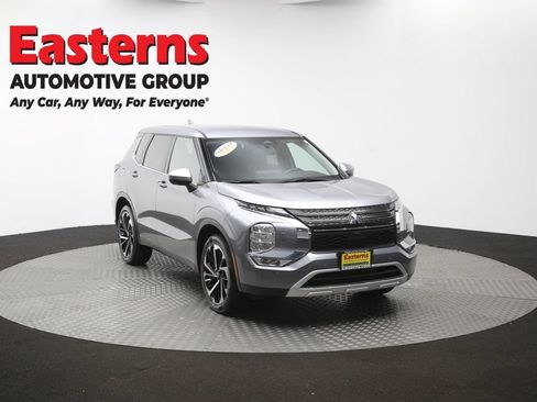 Used 2024 Mitsubishi Outlander SE AWD/4WD image 51