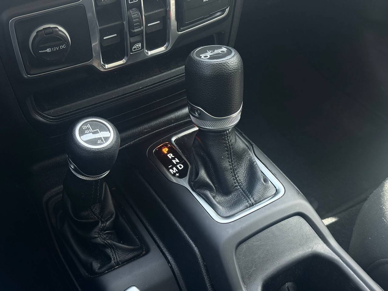 Used 2019 Jeep Wrangler Unlimited Sport S AWD/4WD image 15
