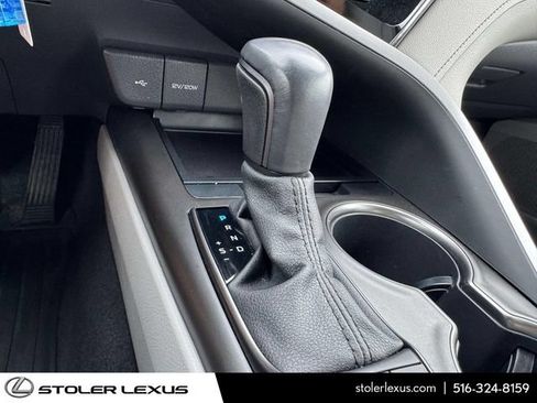 Used 2022 Toyota Camry SE AWD/4WD image 36