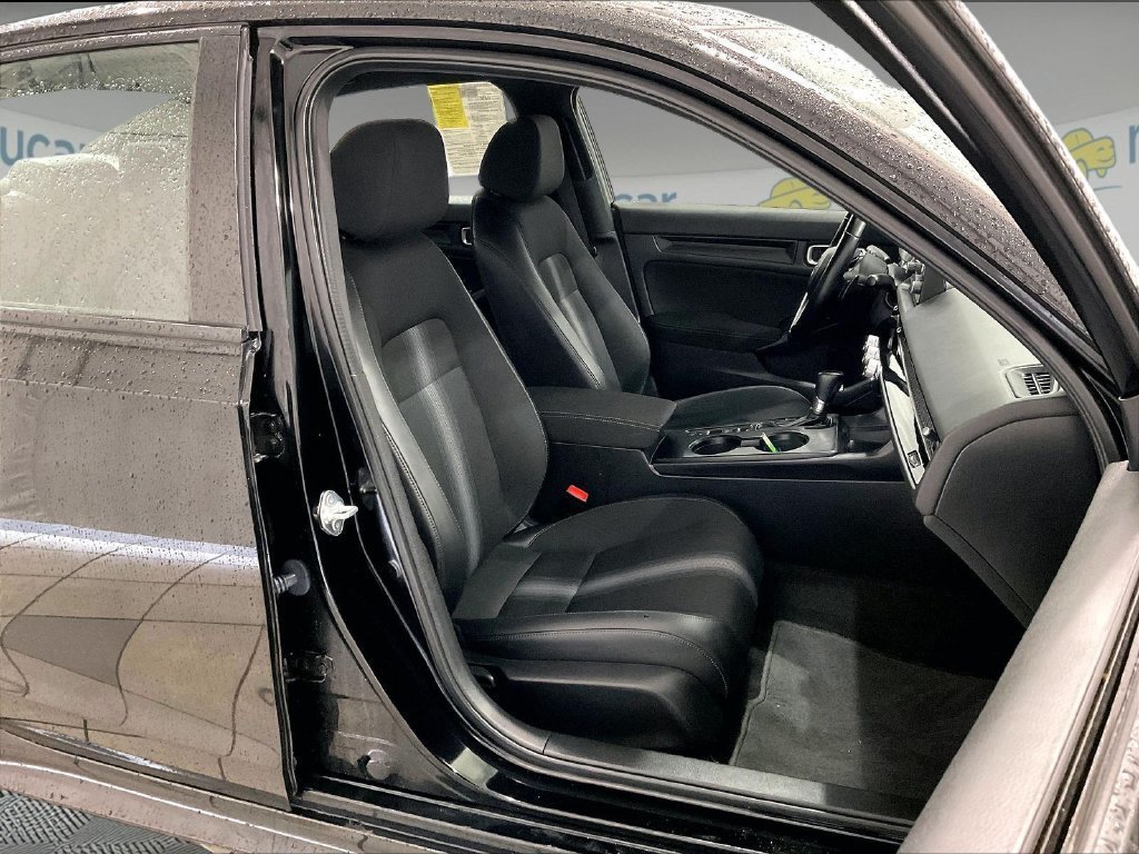 Used 2023 Honda Civic Sport image 11