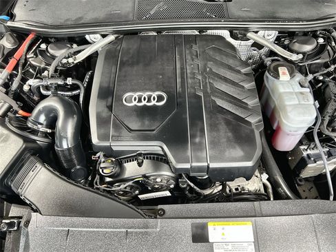 Used 2024 Audi A6 Premium Plus image 18