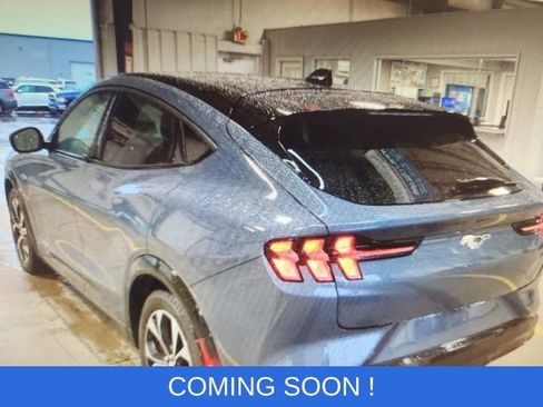 Used 2021 Ford Mustang Mach-E Premium image 3