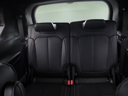 New 2025 Jeep Grand Cherokee L Limited w/ Black Appearance Package image 11