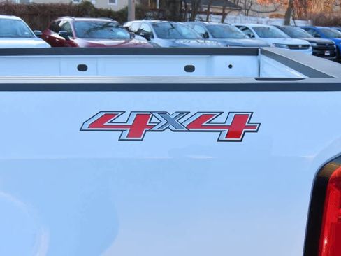 Used 2020 Chevrolet Colorado W/T w/ WT Convenience Package image 8