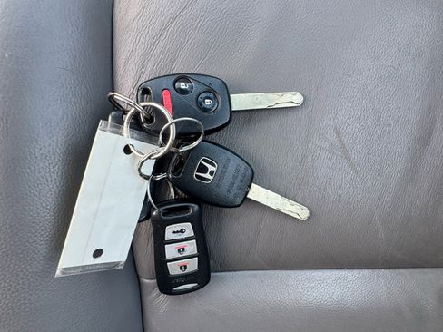 Used 2010 Honda CR-V EX-L image 22