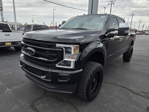 Used 2022 Ford F250 Platinum AWD/4WD image 4