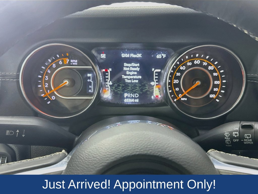 Used 2019 Jeep Wrangler Unlimited Sahara AWD/4WD image 14