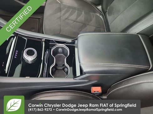 Used 2023 Jeep Grand Cherokee Altitude AWD/4WD image 27