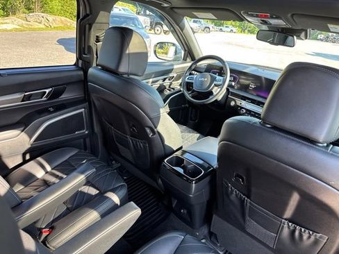 Used 2025 Kia Telluride EX X-Line AWD/4WD image 33