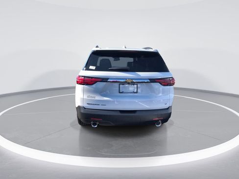 Used 2023 Chevrolet Traverse LT AWD/4WD image 7