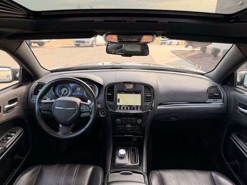 Used 2023 Chrysler 300 S image 23