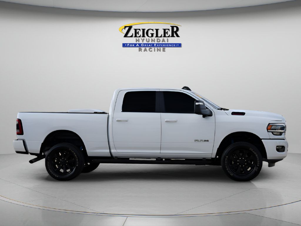 Used 2024 RAM 2500 Big Horn w/ Night Edition AWD/4WD image 8