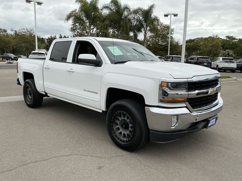 Used 2017 Chevrolet Silverado 1500 LT w/ All Star Edition RWD image 15