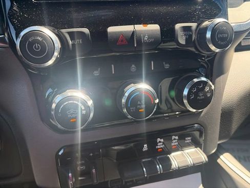 Used 2025 RAM 1500 Big Horn AWD/4WD image 14
