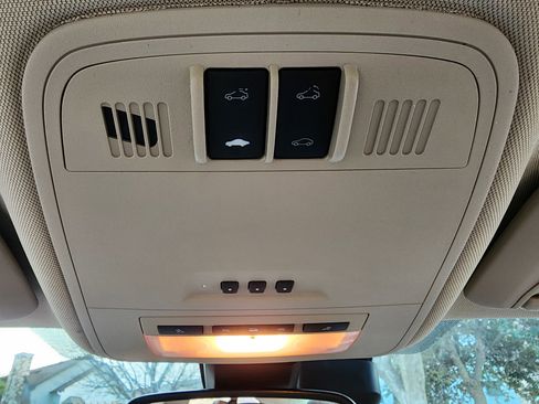 Used 2017 Buick Regal Premium w/ Driver Confidence Package #1 image 38