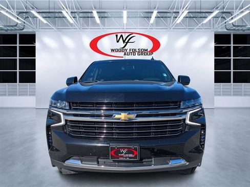 Used 2023 Chevrolet Suburban LT image 8
