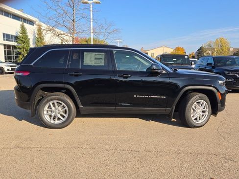 New 2025 Jeep Grand Cherokee Laredo X image 6