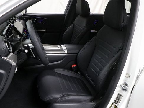 Certified 2025 Mercedes-Benz GLC 43 AMG 4MATIC image 11