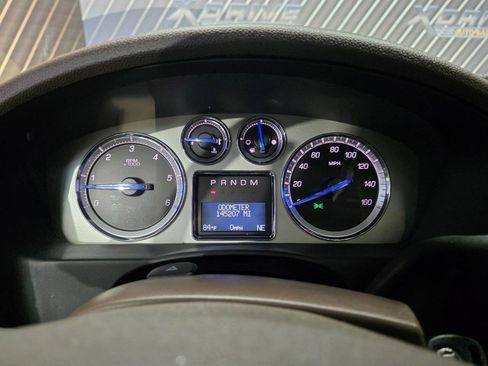Used 2012 Cadillac Escalade Luxury RWD image 18