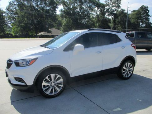 Used 2020 Buick Encore Preferred FWD image 7