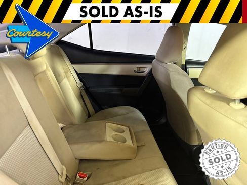 Used 2016 Toyota Corolla LE FWD image 18