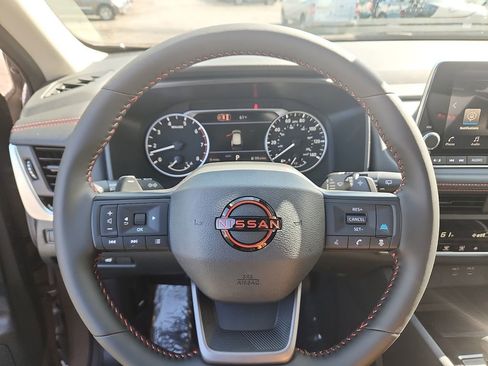 New 2026 Nissan Rogue SV AWD/4WD image 9